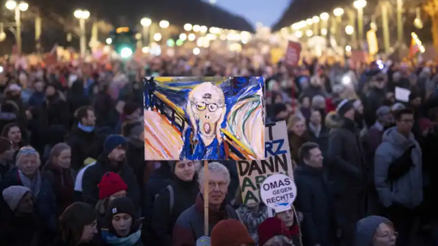 O bombă politică în Germania: Ce urmează după desemnarea partidului AfD drept organizație extremistă care amenință democrația
O bombă politică în Germania: Ce urmează după desemnarea partidului AfD drept organizație extremistă care amenință democrația