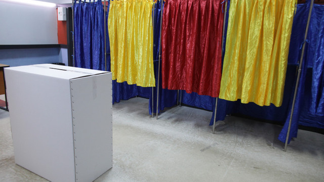 Alegeri prezidențiale în România | EXIT POLL. Cine intră în turul al doilea de scrutin, conform sondajelor la ieșirea de la urne Alegeri prezidențiale în România | EXIT POLL. Cine intră în turul al doilea de scrutin, conform sondajelor la ieșirea de la urne