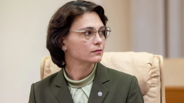 Ministra Daniella Misail-Nichitin: „Muncim împreună pentru a asigura o bună desfășurare a alegerilor parlamentare din toamnă” Ministra Daniella Misail-Nichitin: „Muncim împreună pentru a asigura o bună desfășurare a alegerilor parlamentare din toamnă”