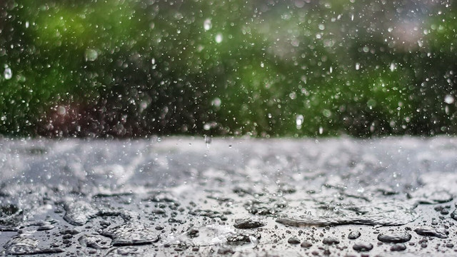 METEO: Ploi de scurtă durată și temperaturi ce nu vor depăși 18 Celsius, astăzi, 7 mai 