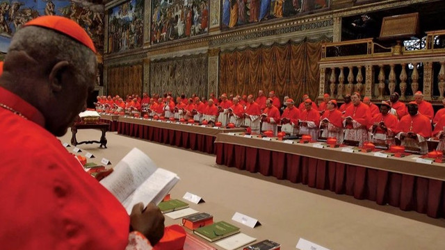 Începe conclavul pentru alegerea celui de-al 267-lea papă. Cum va avea loc reuniunea cardinalilor Începe conclavul pentru alegerea celui de-al 267-lea papă. Cum va avea loc reuniunea cardinalilor