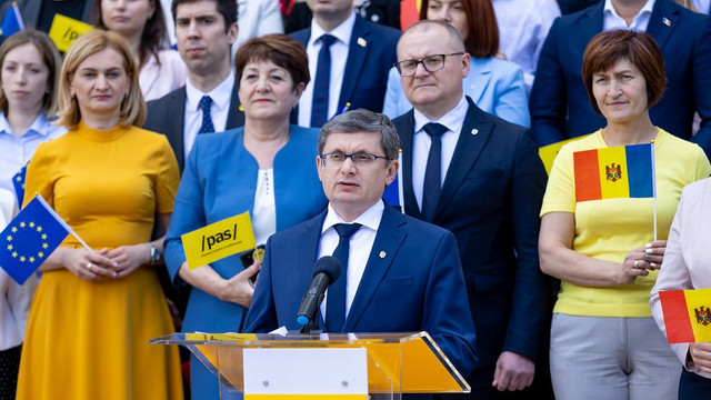 Partidul Acțiune și Solidaritate îl va susține pe Nicușor Dan în turul II al alegerilor prezidențiale. Igor Grosu: „Ne pasă de viitorul României și al Republicii Moldova” Partidul Acțiune și Solidaritate îl va susține pe Nicușor Dan în turul II al alegerilor prezidențiale. Igor Grosu: „Ne pasă de viitorul României și al Republicii Moldova”