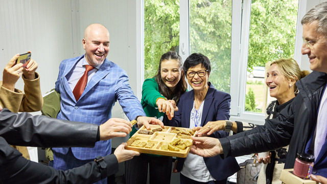 Întreprindere din Ungheni, apreciată de Marta Kos pentru contribuție la economia locală și apropierea de standardele europene (FOTO) Întreprindere din Ungheni, apreciată de Marta Kos pentru contribuție la economia locală și apropierea de standardele europene (FOTO)