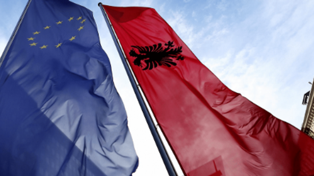 Albania organizează duminică alegeri legislative considerate cruciale pentru aderarea la UE
 Albania organizează duminică alegeri legislative considerate cruciale pentru aderarea la UE
