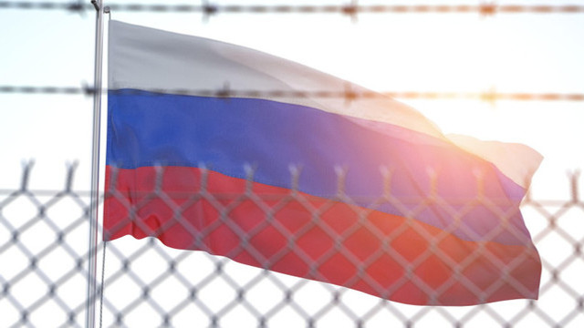 Posibile sancțiuni împotriva sectoarelor financiar și petrolier din Rusia dacă Putin refuză armistițiul în Ucraina