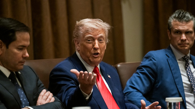 Trump îl ironizează pe Putin legat de un acord cu Ucraina: Este prea ocupat să celebreze victoria în al Doilea Război Mondial, care nu ar fi putut fi câștigat fără SUA Trump îl ironizează pe Putin legat de un acord cu Ucraina: Este prea ocupat să celebreze victoria în al Doilea Război Mondial, care nu ar fi putut fi câștigat fără SUA