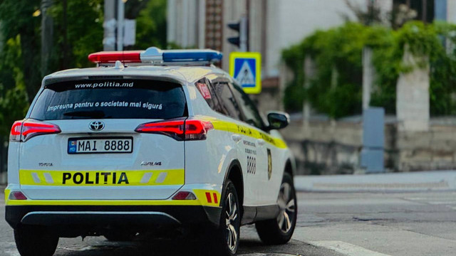 Zeci de conducători auto, prinși în stare de ebrietate la volan, în acest weekend. Ce alte încălcări rutiere au comis șoferii
 Zeci de conducători auto, prinși în stare de ebrietate la volan, în acest weekend. Ce alte încălcări rutiere au comis șoferii