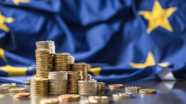 Prima tranșă din ajutorul de 1,9 miliarde de euro oferiți de UE urmează să fie debursată în prima parte a acestei veri. Expert: „Banii acordați trebuie să lucreze în favoarea țării” Prima tranșă din ajutorul de 1,9 miliarde de euro oferiți de UE urmează să fie debursată în prima parte a acestei veri. Expert: „Banii acordați trebuie să lucreze în favoarea țării”