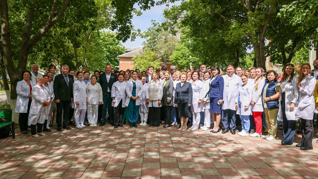 Noi modernizări la Spitalul Raional din Hîncești. Dorin Recean: „Investițiile Guvernului în sistemul de sănătate vor continua, pentru ca fiecare cetățean să aibă acces la servicii moderne și performante” Noi modernizări la Spitalul Raional din Hîncești. Dorin Recean: „Investițiile Guvernului în sistemul de sănătate vor continua, pentru ca fiecare cetățean să aibă acces la servicii moderne și performante”