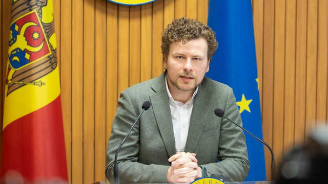 Dan Perciun denunță un nou fals legat de alegerile prezidențiale din România: „Nu lăsați ca dezinformarea, impostura, minciuna și bădărănia să vorbească în numele românilor” Dan Perciun denunță un nou fals legat de alegerile prezidențiale din România: „Nu lăsați ca dezinformarea, impostura, minciuna și bădărănia să vorbească în numele românilor”