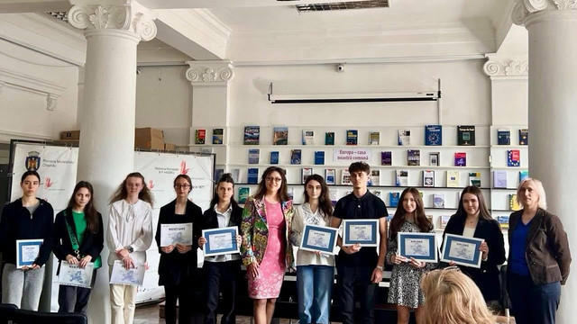 Câștigătorii concursului de eseuri „Chișinăul european” optează pentru respect, empatie și curaj Câștigătorii concursului de eseuri „Chișinăul european” optează pentru respect, empatie și curaj
