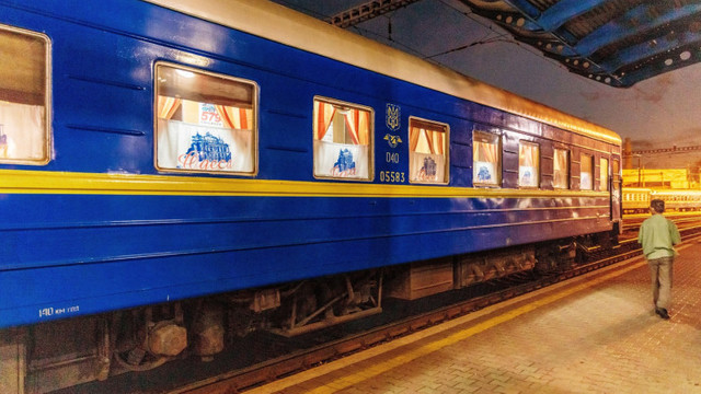 Rusia a atacat cu drone o cale ferată din regiunea Cernăuți Rusia a atacat cu drone o cale ferată din regiunea Cernăuți