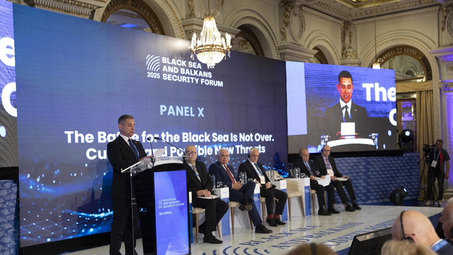 Miniștrii Apărării din România, R. Moldova, Bulgaria, și Turcia au discutat despre provocările din regiunea Mării Negre Miniștrii Apărării din România, R. Moldova, Bulgaria, și Turcia au discutat despre provocările din regiunea Mării Negre