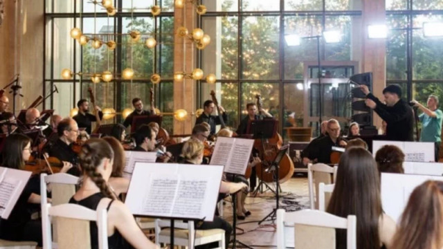 ICR „Mihai Eminescu” la Chișinău organizează o serie de evenimente sub genericul „Muzica românescă de pe ambele maluri ale Prutului”. Programul evenimentelor  ICR „Mihai Eminescu” la Chișinău organizează o serie de evenimente sub genericul „Muzica românescă de pe ambele maluri ale Prutului”. Programul evenimentelor