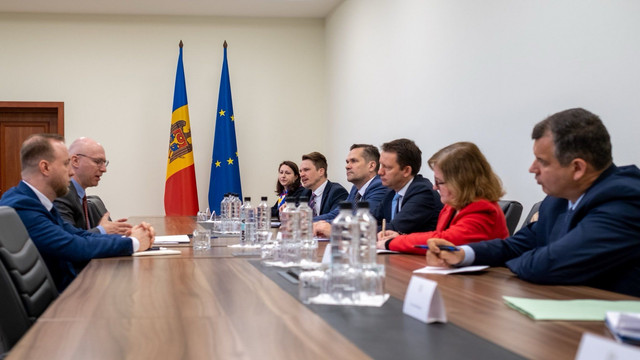 Siegfried Mureșan, la Chișinău, în misiune oficială a Parlamentului European: „Federația Rusă va încerca din nou să influențeze alegerile din Republica Moldova” Siegfried Mureșan, la Chișinău, în misiune oficială a Parlamentului European: „Federația Rusă va încerca din nou să influențeze alegerile din Republica Moldova”