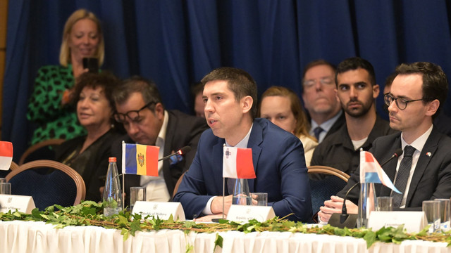 Mihai Popșoi, la Ierusalim: Republica Moldova rămâne fermă în lupta împotriva antisemitismului Mihai Popșoi, la Ierusalim: Republica Moldova rămâne fermă în lupta împotriva antisemitismului