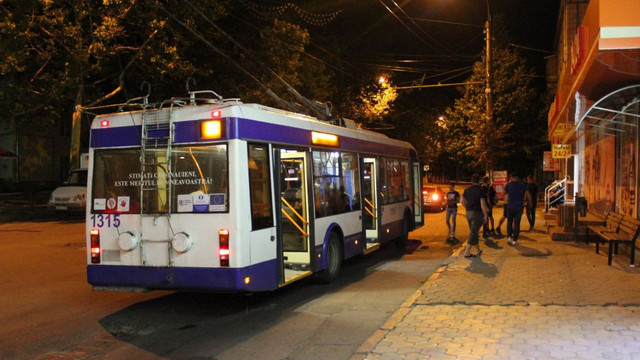 Transportul public din Chișinău va fi disponibil astăzi până după miezul nopții
