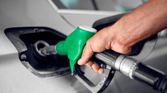Carburanții auto, mai ieftini și mâine, 20 august. Noile prețuri anunțate de ANRE