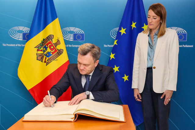 Dorin Recean s-a întâlnit, la Bruxelles, cu șefa Parlamentului European, Roberta Metsola: „Vom munci pentru a fi pregătiți de aderare până în 2028”