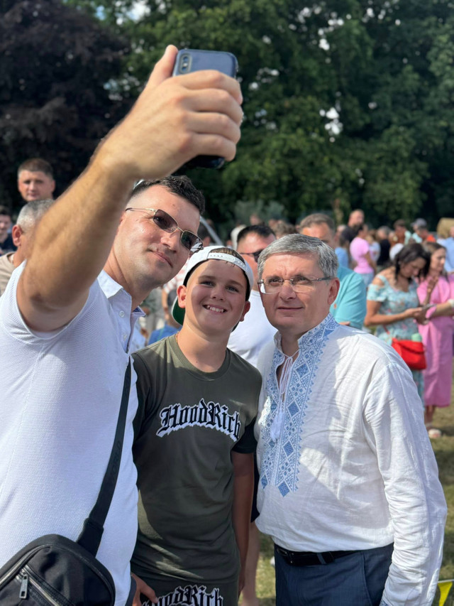 FOTO | „Am văzut cum la mii de kilometri de casă a prins viață un colț din Republica Moldova”. Igor Grosu, prezent la două festivaluri alături de diaspora din Londra