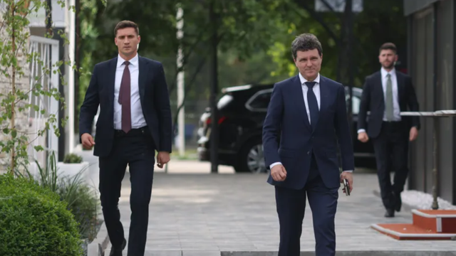 Nicușor Dan face luni prima deplasare externă ca președinte. La Summitul B9 vor participa și Mark Rutte și Volodimir Zelenski