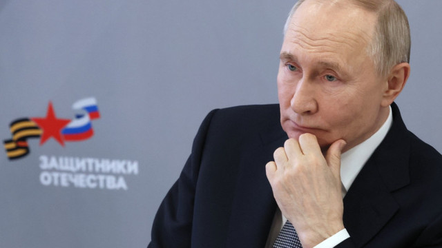Cum încearcă rușii să prezinte atacul fără precedent reușit de Ucraina împotriva „triadei” nucleare a Moscovei Cum încearcă rușii să prezinte atacul fără precedent reușit de Ucraina împotriva „triadei” nucleare a Moscovei