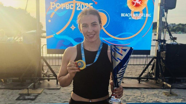 Irina Rîngaci a câștigat aurul la turneul internațional de lupte pe plajă Irina Rîngaci a câștigat aurul la turneul internațional de lupte pe plajă
