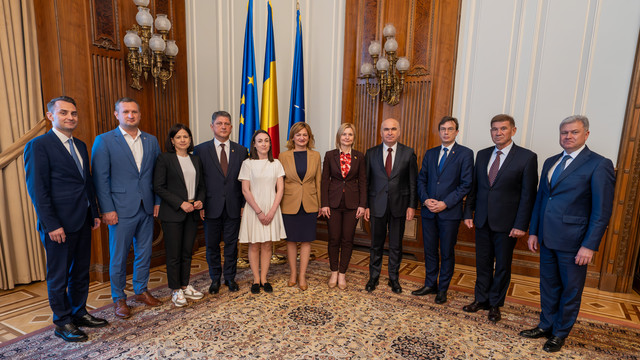 Comisia pentru politică externă din Parlamentul R. Moldova, primită în Senatul de la București. Ilie Bolojan: „România își menține politica de susținere necondiționată a R. Moldova” Comisia pentru politică externă din Parlamentul R. Moldova, primită în Senatul de la București. Ilie Bolojan: „România își menține politica de susținere necondiționată a R. Moldova”