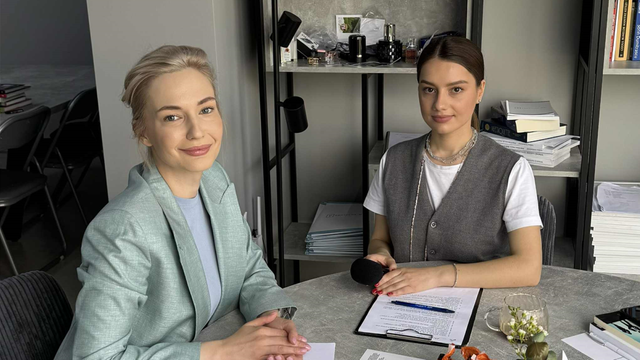 Experta în protocol Ariana Trofim: „Prezența noastră poate fi tăcută, dar spune totul înainte să vorbim” Experta în protocol Ariana Trofim: „Prezența noastră poate fi tăcută, dar spune totul înainte să vorbim”