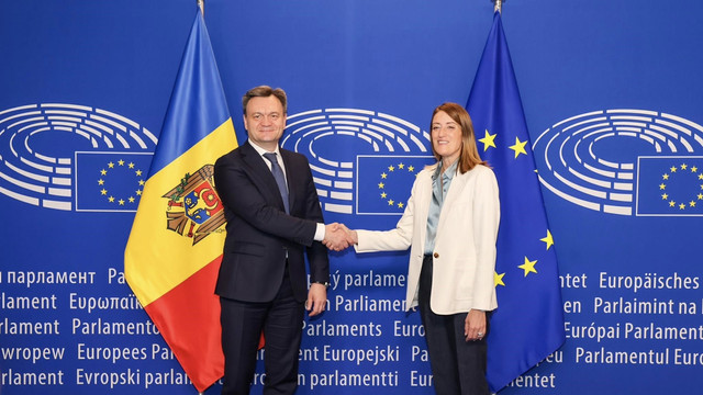 Dorin Recean s-a întâlnit, la Bruxelles, cu șefa Parlamentului European, Roberta Metsola: „Vom munci pentru a fi pregătiți de aderare până în 2028” Dorin Recean s-a întâlnit, la Bruxelles, cu șefa Parlamentului European, Roberta Metsola: „Vom munci pentru a fi pregătiți de aderare până în 2028”