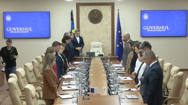 Membrii Cabinetului de miniștri au ținut un minut de reculegere în memoria maestrului Eugen Doga
