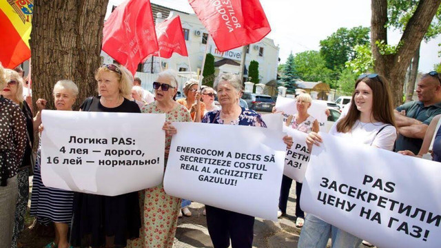 Socialiștii au pichetat sediul Energocom: „Vrem transparență!” Socialiștii au pichetat sediul Energocom: „Vrem transparență!”