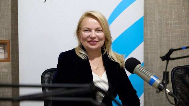 OAMENI ȘI IDEI | Svetlana Andrieș, UN Women Moldova: „Investițiile în creșe – o soluție pentru includerea femeilor pe piața muncii” (VIDEO)
OAMENI ȘI IDEI | Svetlana Andrieș, UN Women Moldova: „Investițiile în creșe – o soluție pentru includerea femeilor pe piața muncii” (VIDEO)