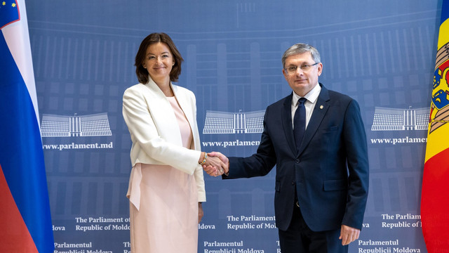 Igor Grosu, la întrevedere cu ministra Afacerilor Externe și Europene a Sloveniei, Tanja Fajon: „Cel mai important este că ne susținem reciproc” Igor Grosu, la întrevedere cu ministra Afacerilor Externe și Europene a Sloveniei, Tanja Fajon: „Cel mai important este că ne susținem reciproc”