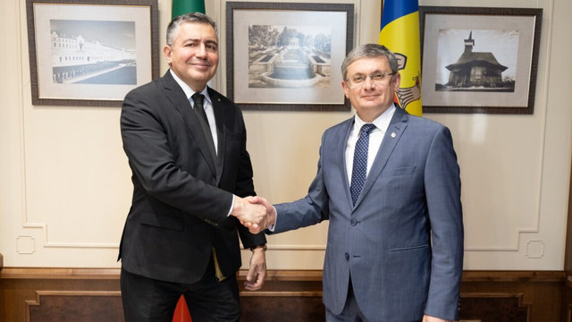 Igor Grosu a avut întrevederi de rămas-bun cu trei ambasadori care își încheie mandatele în Republica Moldova (FOTO)
 Igor Grosu a avut întrevederi de rămas-bun cu trei ambasadori care își încheie mandatele în Republica Moldova (FOTO)