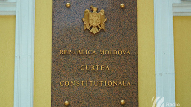 Cine sunt cei doi judecători pe care Parlamentul îi va înainta pentru funcția de judecător la Curtea Constituțională  Cine sunt cei doi judecători pe care Parlamentul îi va înainta pentru funcția de judecător la Curtea Constituțională