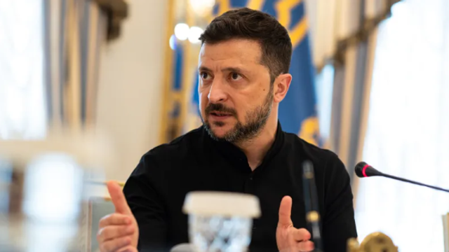 Zelenski anunță că Ucraina are o soluție la atacurile rusești cu sute de drone Shahed: „Producția este deja în creștere”
 Zelenski anunță că Ucraina are o soluție la atacurile rusești cu sute de drone Shahed: „Producția este deja în creștere”