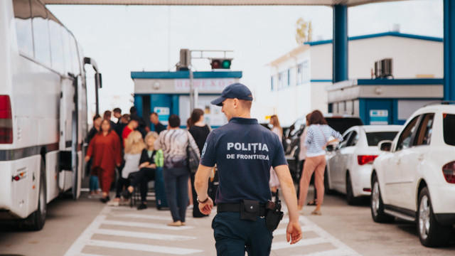 Mai multe persoane au primit refuz de intrare în Republica Moldova din motive de securitate Mai multe persoane au primit refuz de intrare în Republica Moldova din motive de securitate