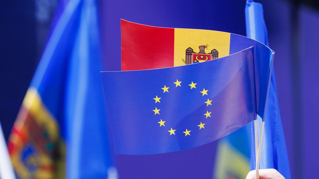 Trei ani de când Republica Moldova a obținut statutul de țară candidat la UE. Experți: „Este o evoluție consistentă, dar anul electoral 2025 își va pune amprenta asupra capacității de a gestiona acest proces”  Trei ani de când Republica Moldova a obținut statutul de țară candidat la UE. Experți: „Este o evoluție consistentă, dar anul electoral 2025 își va pune amprenta asupra capacității de a gestiona acest proces”