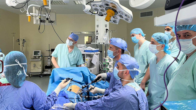 FOTO | Medici din Republica Moldova și din România au efectuat o serie de operații avansate la Spitalul Clinic Republican „Timofei Moșneaga” FOTO | Medici din Republica Moldova și din România au efectuat o serie de operații avansate la Spitalul Clinic Republican „Timofei Moșneaga”