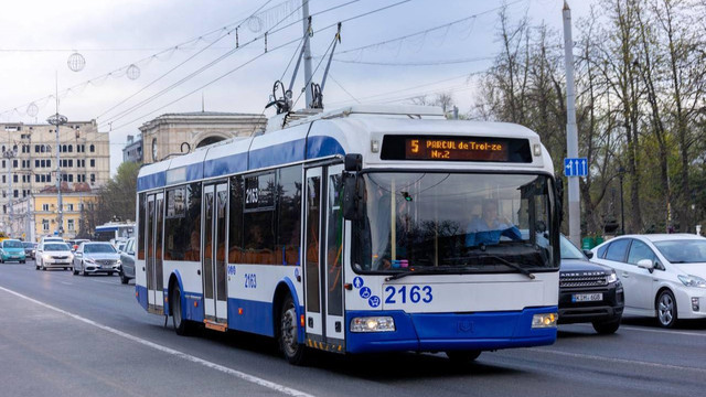 Trafic restricționat în centrul Chișinăului, în legătură cu desfășurarea Marșului Suveranității. Cum va circula transportul public  Trafic restricționat în centrul Chișinăului, în legătură cu desfășurarea Marșului Suveranității. Cum va circula transportul public