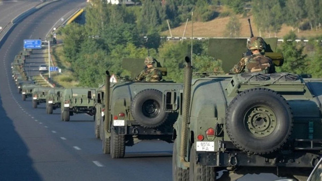 Tehnică militară, pe trasee spre Chișinău și Cahul. Ministerul Apărării: „Acțiunile fac parte din programul de instruire al Armatei și nu au legătură cu situația de securitate din regiune”  Tehnică militară, pe trasee spre Chișinău și Cahul. Ministerul Apărării: „Acțiunile fac parte din programul de instruire al Armatei și nu au legătură cu situația de securitate din regiune”