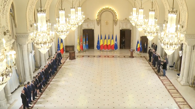 LIVE | Ceremonia de depunere a jurământului de învestitură în funcție a membrilor Guvernului României LIVE | Ceremonia de depunere a jurământului de învestitură în funcție a membrilor Guvernului României