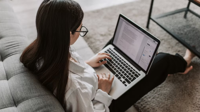 Activitatea freelancerilor va fi reglementă oficial în Republica Moldova, cu un impozit unic de 15% Activitatea freelancerilor va fi reglementă oficial în Republica Moldova, cu un impozit unic de 15%