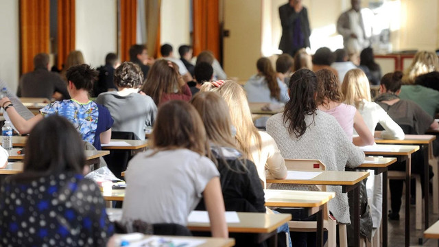 Rata de promovare a ciclului gimnazial, în scădere față de anul trecut Rata de promovare a ciclului gimnazial, în scădere față de anul trecut