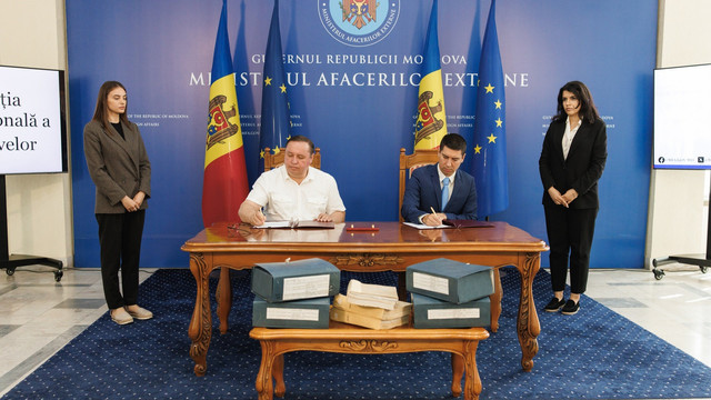 FOTO | Ministerul de Externe a transferat Arhivei Naționale 43 de dosare diplomatice din perioada sovietică FOTO | Ministerul de Externe a transferat Arhivei Naționale 43 de dosare diplomatice din perioada sovietică