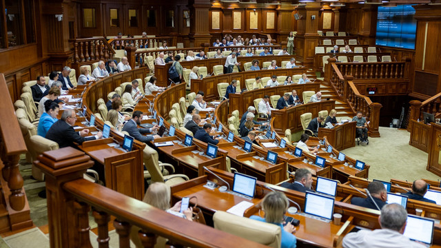 Parlamentul a adoptat strategia națională de dezvoltare a pieței de capital din Republica Moldova pentru următorii 5 ani  Parlamentul a adoptat strategia națională de dezvoltare a pieței de capital din Republica Moldova pentru următorii 5 ani