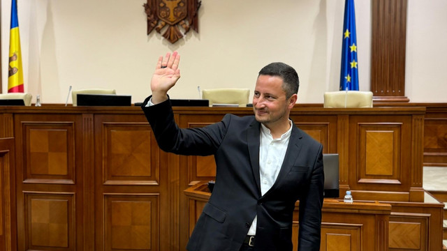 Vicepreședintele Parlamentului European, Nicolae Ștefănuță: „În 3 luni R. Moldova e fie în UE, fie vom avea mulți ani de așteptat” Vicepreședintele Parlamentului European, Nicolae Ștefănuță: „În 3 luni R. Moldova e fie în UE, fie vom avea mulți ani de așteptat”