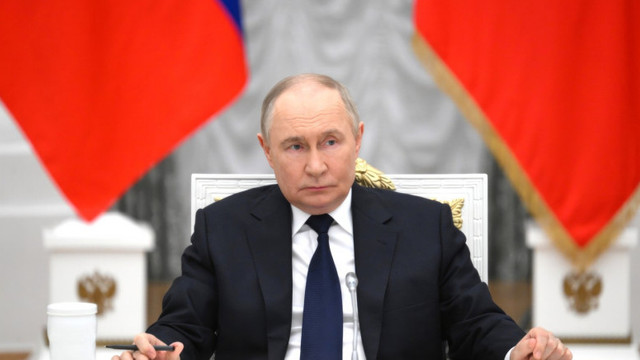 Putin afirmă că Moscova este pregătită pentru o nouă rundă de negocieri cu Ucraina
Putin afirmă că Moscova este pregătită pentru o nouă rundă de negocieri cu Ucraina