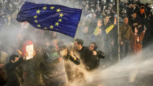 Represiuni împotriva opoziției pro-europene: Georgia a închis șase politicieni de rang înalt într-o săptămână. Liderul opoziției, Nika Melia, printre deținuți